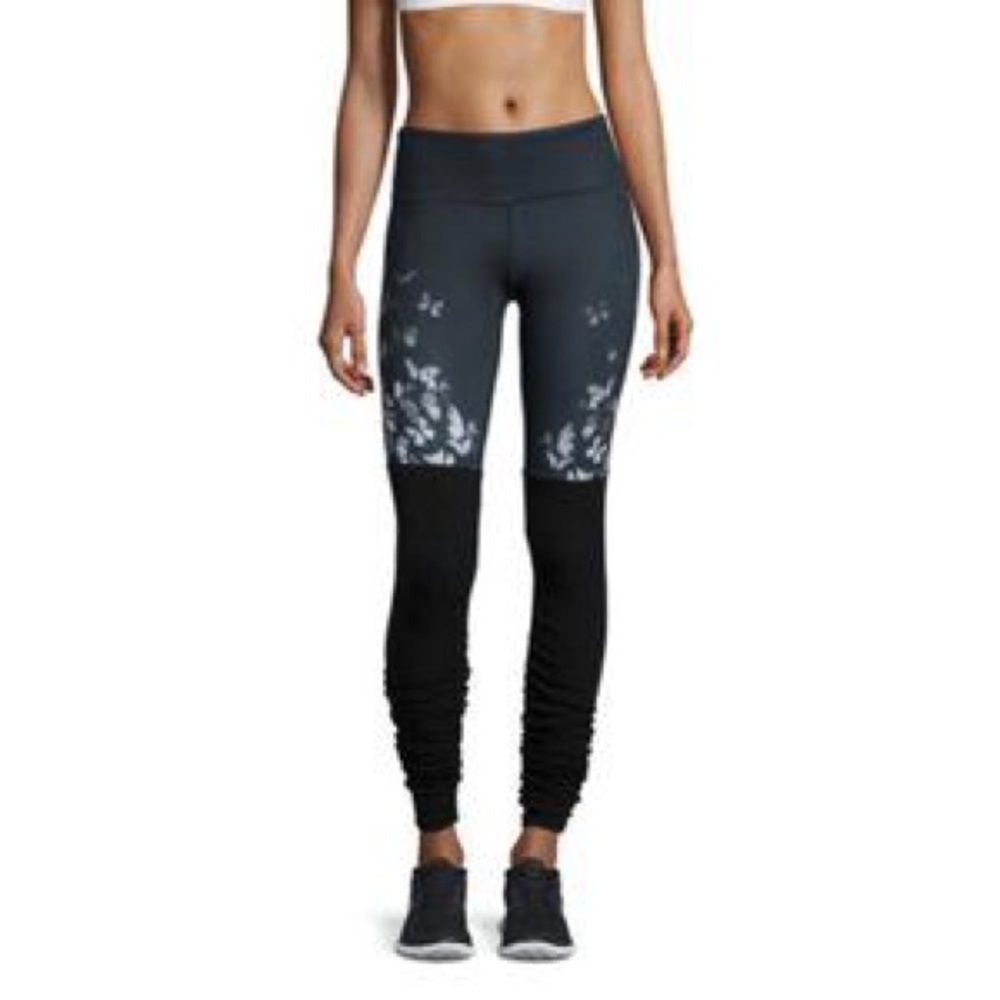 Like New AloYoga Goddess Ribbed Leggings